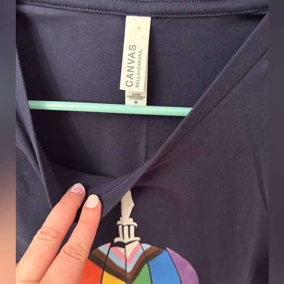 Capitol Pride t-shirt - Picture 3 of 4